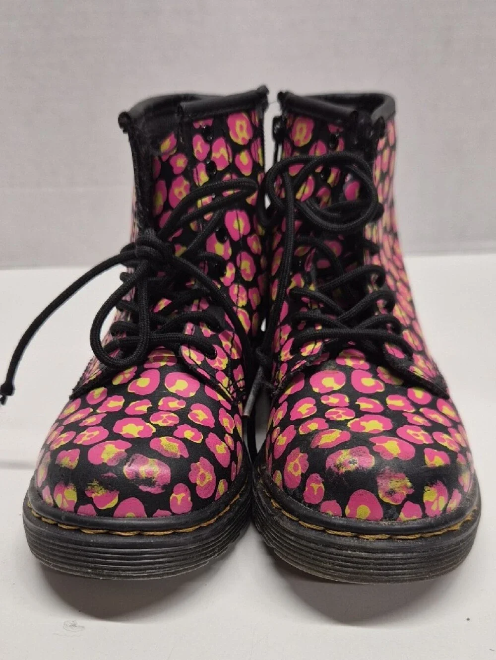 Dr Martens Boots Lace Up Ankle Boot Animal Print Pink Docs Kids Youth Size 10